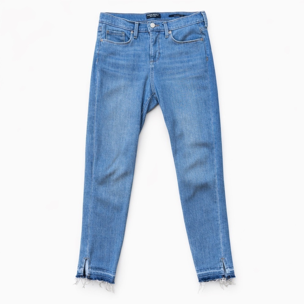 Banana Republic Straight Fit Jeans – Size 28 Regular – Medium Wash